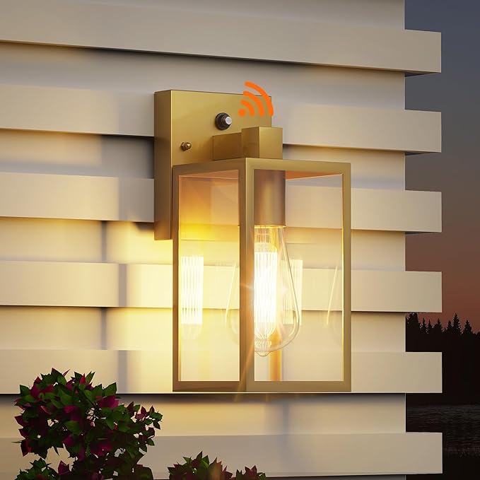 WIHTU Gold Dusk to Dawn Porch Lights, Exterior Lighting Fixtures for House, Waterproof Outdoor Wall Lights Wall Sconce Lamp, Anti Rust Coach Lights for Doorway, Garage