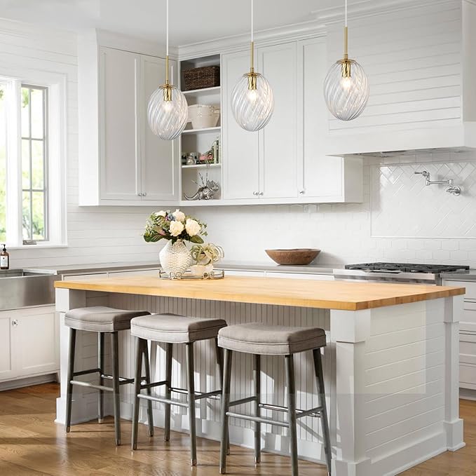 Glass Pendant Lights Kitchen Island Gold Pendant Light Fixtures with Hand-Blown Clear Glass Hanging Light Brass Gold Pendant Lighting for Kitchen Sink Bedroom Dining Room, E12