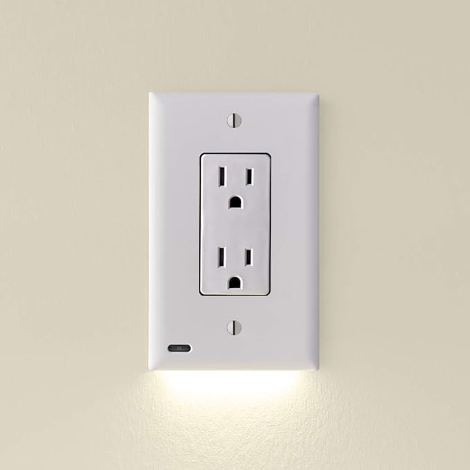 Single - SnapPower GuideLight [for Standard Decor, Not GFCI outlets] - Night Light - Electrical Outlet Wall Plate with LED Night Lights - Automatic On/Off Sensor - (Décor, White)
