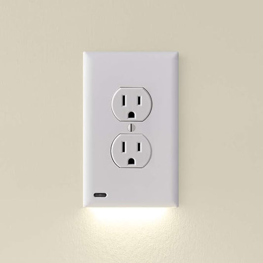 Single - SnapPower GuideLight [For Duplex Outlets] - Replaces Plug-In Night Light - Electrical Receptacle Wall Plate With LED Night Lights - Auto On/Off Sensor - (Duplex, White)