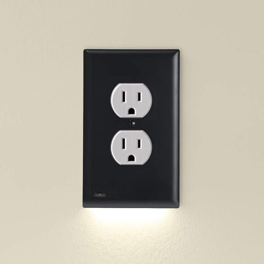 Single - SnapPower GuideLight [For Duplex Outlets] - Replaces Plug-In Night Light - Electrical Receptacle Wall Plate With LED Night Lights - Auto On/Off Sensor - (Duplex, Black)