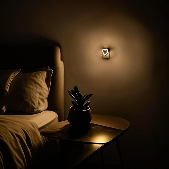 LED Night Lights Plug in(4-Pack), Dusk to Dawn Sensor Auto-On/Off, Heart Shaped Nightlight 0.5W for Bedroom, Bathroom, Kids Room, Hallway, Toilet(Warm White)