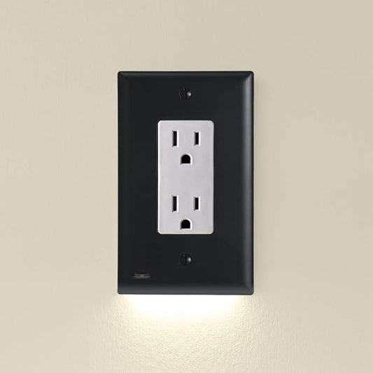 Single - SnapPower GuideLight [for Standard Decor, Not GFCI outlets] - Night Light - Electrical Outlet Wall Plate with LED Night Lights - Automatic On/Off Sensor - (Décor, Black)