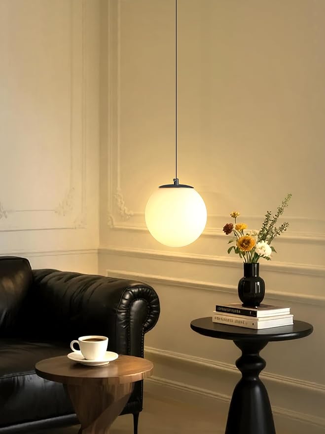 ykolupty Globe Pendant Light, Modern Hanging Lighting Fixture,Matte Black Chandelier with Clear Glass Shades Pendant Light for Kitchen Island, Dining Room, Living Room, Entry Hallway