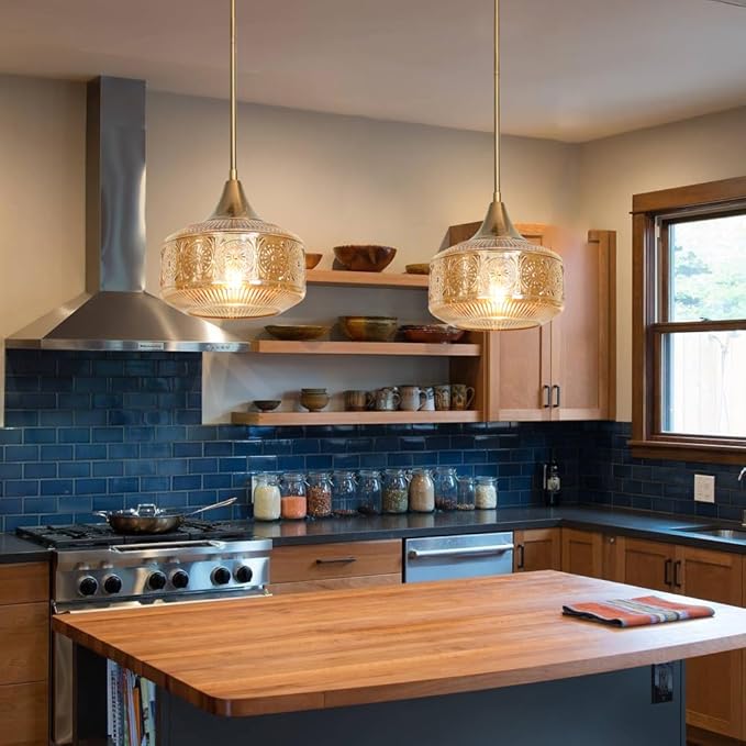 Retro Gold Pendant Lights Kitchen Island Lighting Fixture, Glass Pendant Light Large Brass with Large Thickened Amber Glass Shade, Classic Globe Pendant Light. Adjustable Hanging Light for Home Decor
