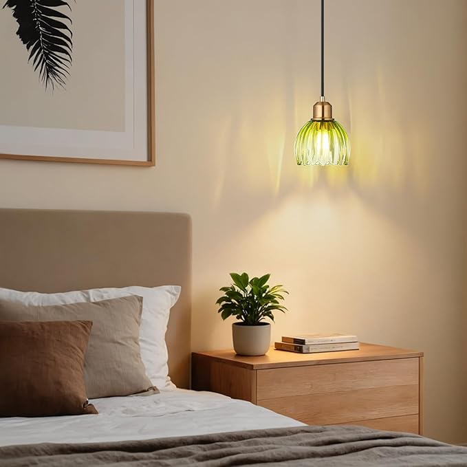 TALOYA Pendant Light with Green Tulip Glass Lampshade, Brass Vintage Pendant Light Adjustable Hanging Light for Kitchen Island Bedroom Dining Room Hallway& Bar