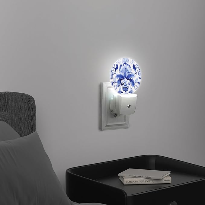 Round LED Night Lights Lamp with Dusk to Dawn Sensor, Beautiful Blue And White Hand-Painted Floral Ornament On The Tile Night Light Plug Into Wall for Kids Room, Bedroom, Bathroom, Kitchen, Hallway