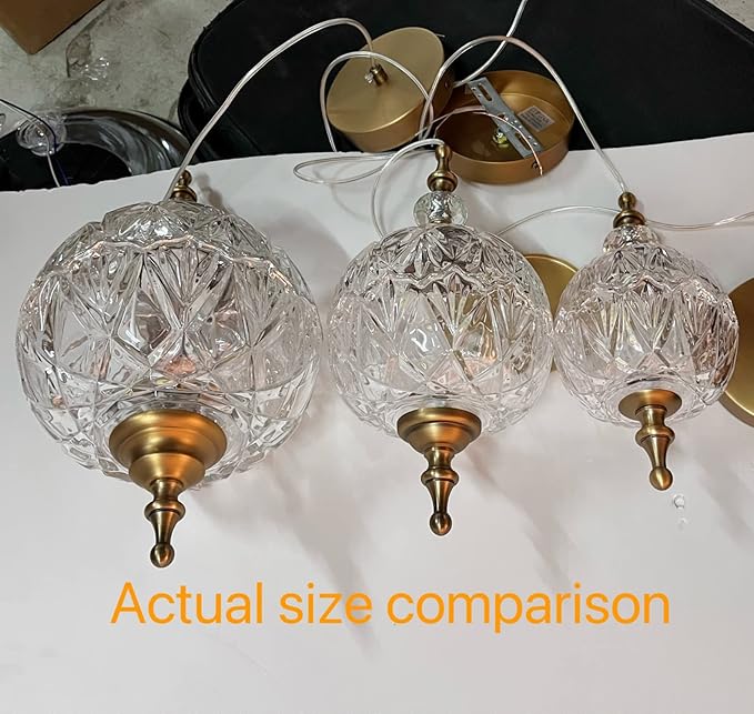 Modern Brass Pendant Light Antique Delicate Decorative Pattern Glass Ceiling Pendant Lighting Fixtures for Kitchen Island Bedroom Dinning Room with Original Design
