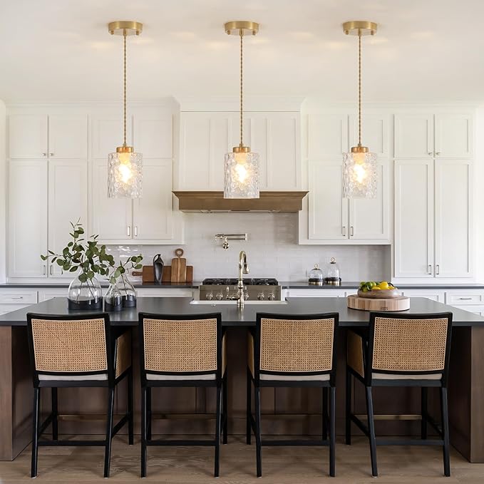 MWZ Gold Pendant Lights Kitchen Island 3 Pack, Modern Hanging Kitchen Pendant Lighting Over Sink with Hammered Glass Shade,Small Chandeliers Fixtures Adjustable Cord Hanging Lighting for Dining Room