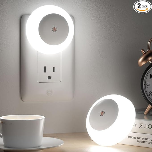 fesnne Night Lights Plug into Wall, Night Light, Dusk to Dawn Sensor, White Led Night Light 0.5W, 2 Pack Nightlight for Adults, Bedroom, Bathroom, Hallway, Kitchen