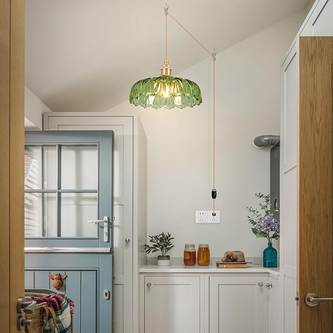 Plug in Pendant Light Fixtures,Green Glass Lampshade Pendant Lighting 9.4in E26 Hanging Light Fixture for Kitchen Island, Bedroom, Dining Room, Living Room