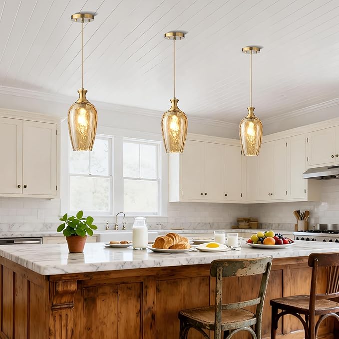 Glass Pendant Lights Kitchen Island 2 Pack, Gold Vintage Pendant Light Fixtures with Hand-Blown Hammered Amber Glass, Farmhouse Modern Brass Hanging Light for Kitchen Sink Dining Room Bedroom