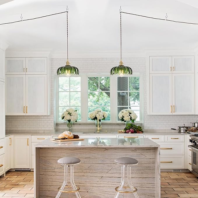 XZHGCEE Plug in Pendant Light Fixtures: Hanging Light Plug in Green Glass Hanging Lamp, Pendant Lighting for Kitchen Island, Bedroom, Dining Room, Living Room, E26 No Bulb