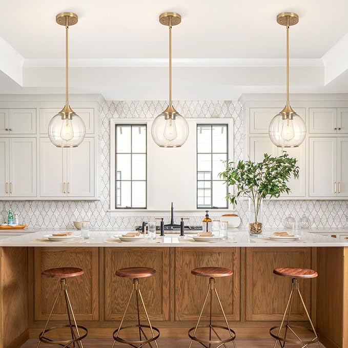 Pendant Lights Kitchen Island,Farmhouse Gold Pendant Light with Clear Glass Globe Shade,6.29" Glass Pendant Light for Finish Farmhouse Entryway Dining Room Kitchen Island 1Light