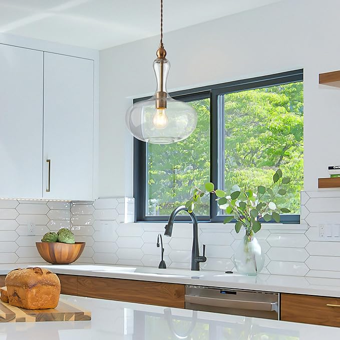 Glass Pendant Light Vintage Brass Kitchen Island Pendant Light with Clear Glass Shade for Dining Room Kitchen Entrance Stairs