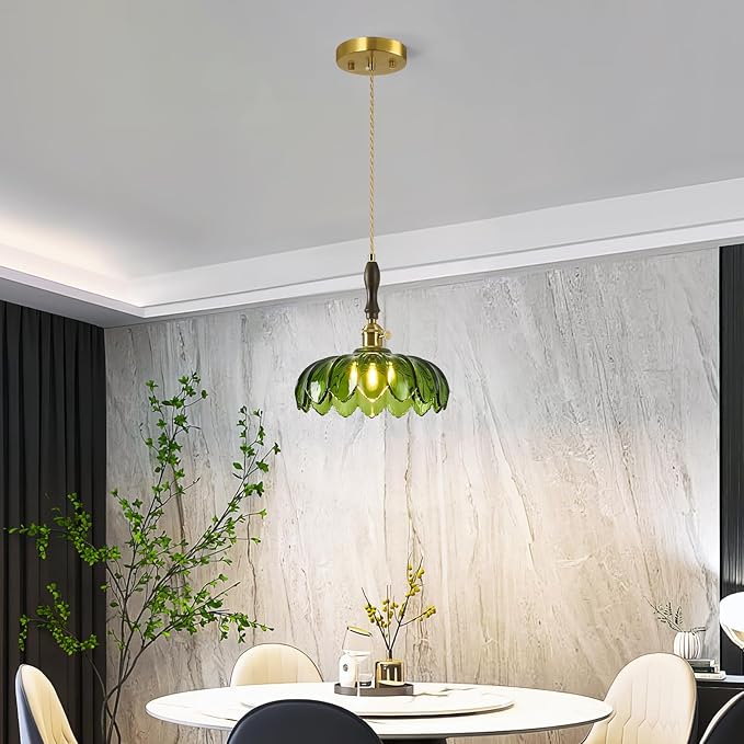 Modern Green Glass Pendant Light Retro Flower Glass Hanging Lamp Gold Brass Decorative Adjustable Ceiling Hanging Light Suitable for Kitchen Island Bedroom Dining Room Living Room