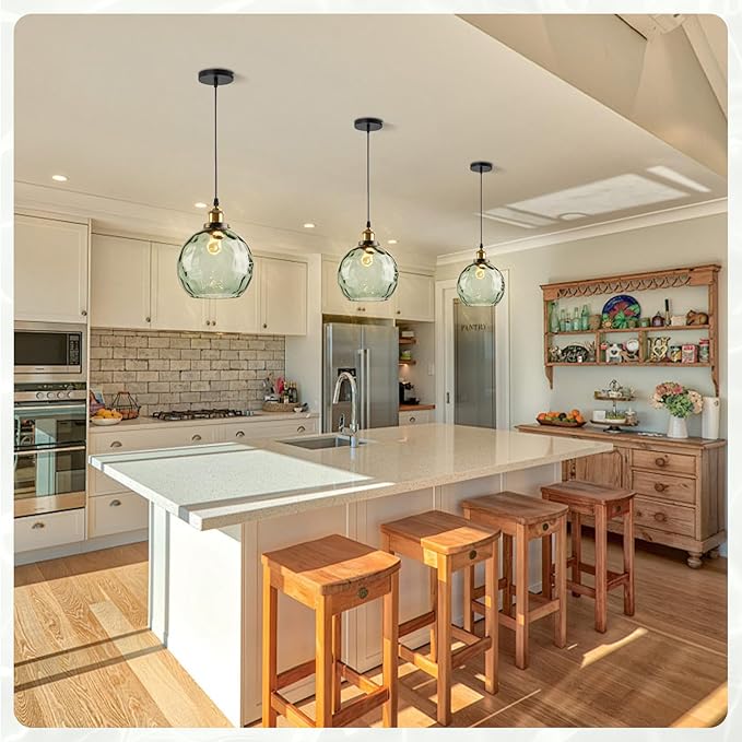 Modern Green Pendant Light, Hammered Glass Pendant Light Fixture Mid Century Globe Pendant Lights Vintage 1-Light Gold Hanging Pendant Lighting for Kitchen Island Dining Room Bedroom Bathroom