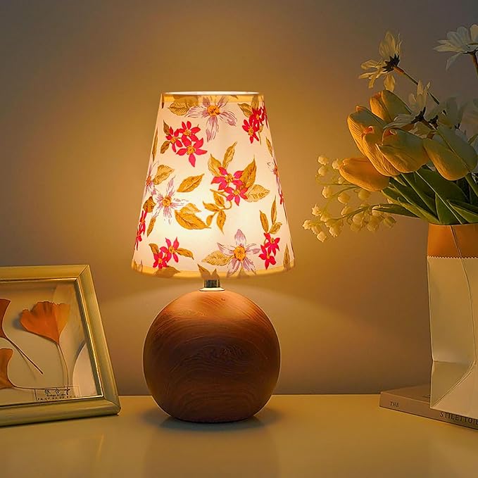 Vintage Wooden Base Fabric Table Lamp, Adjustable Light Color and Brightness with Power-Off Memory, Safe USB Powered, Retro Style LED Light for Bedroom Living Room Office (Red Flowers)