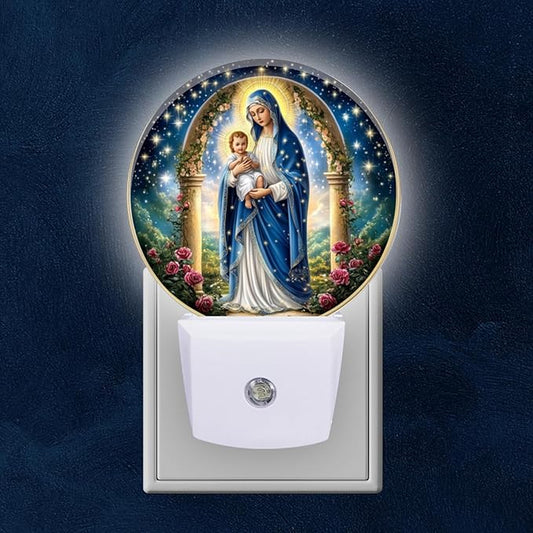 Round LED Night Lights Lamp with Dusk to Dawn Sensor, Mary Holding The Baby Jesus in Arms Night Light Plug Into Wall for Kids Room, Bedroom, Bathroom, Kitchen, Hallway