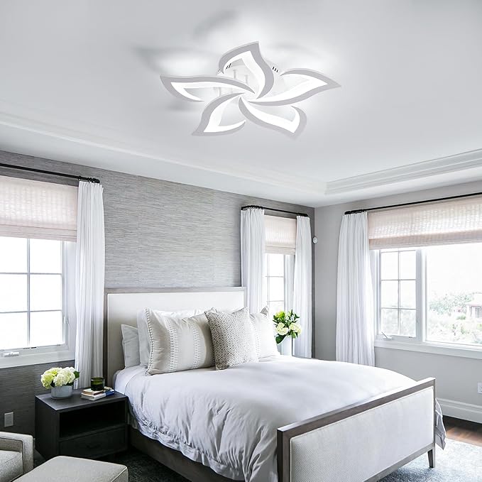 Goeco LED Flower Ceiling Light, Modern Light Fixture, 6500K Cool White Light Acrylic Flush Mount Ceiling Light for Bedroom, Living Room, Dining Room, Kitchen (5-Head White)
