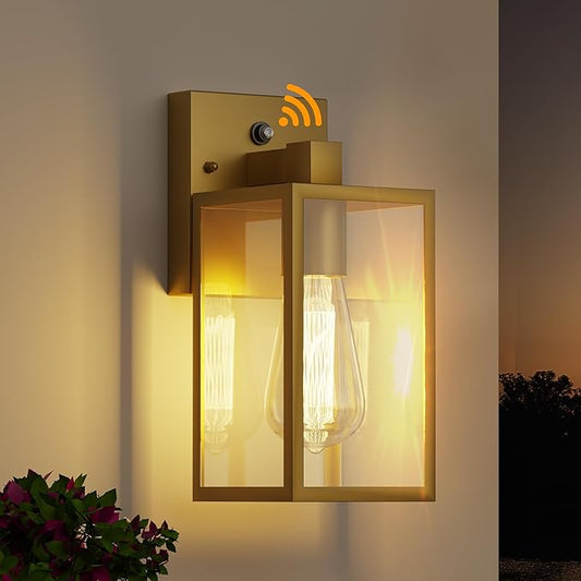 WIHTU Gold Dusk to Dawn Porch Lights, Exterior Lighting Fixtures for House, Waterproof Outdoor Wall Lights Wall Sconce Lamp, Anti Rust Coach Lights for Doorway, Garage