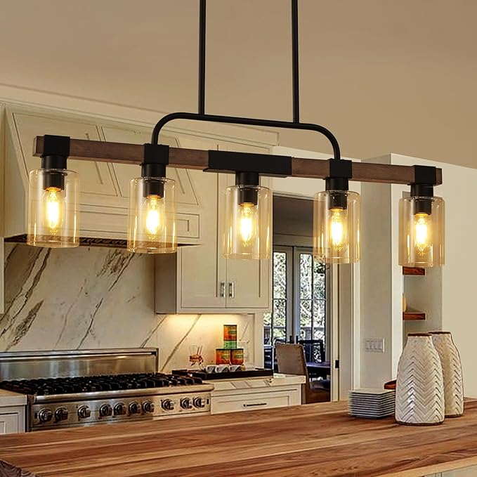 Farmhouse Dining Room Light Fixtures Over Table，Rustic Ceiling Pendant Lights Kitchen Island，5-Light Wood Kitchen Island Lighting Linear Chandelier with Clear Glass lampshade