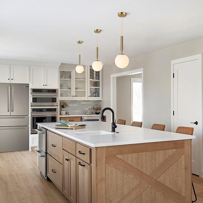 KCO Lighting Modern Globe Pendant Lights Kitchen Island Lighting White and Gold Pendant Light Single Pendant Lighting Frosted Glass Hanging Light Brass Vintage Ceiling Light Fixture
