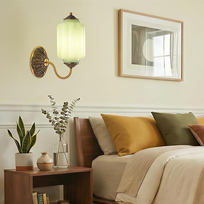LOUSACE Antique Gold Wall Sconce with Green Milk Glass Shade, Vintage Brass Wall Light Fixture, Mid Century Restro Bathroom Vanity Light, Indoor Lighting for Bedroom Living Room Hallway