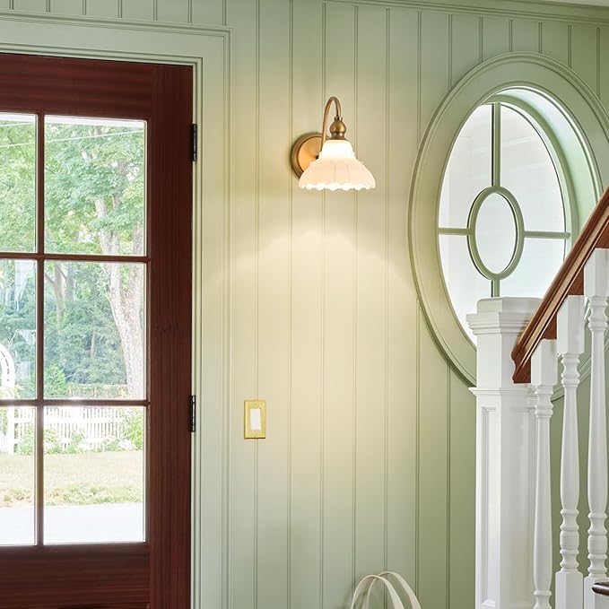 Modern White Glass Bathroom Wall Sconces Bedroom Vintage Wall Sconce Light Wall Light Fixtures for Hallway Kitchen Dress Room