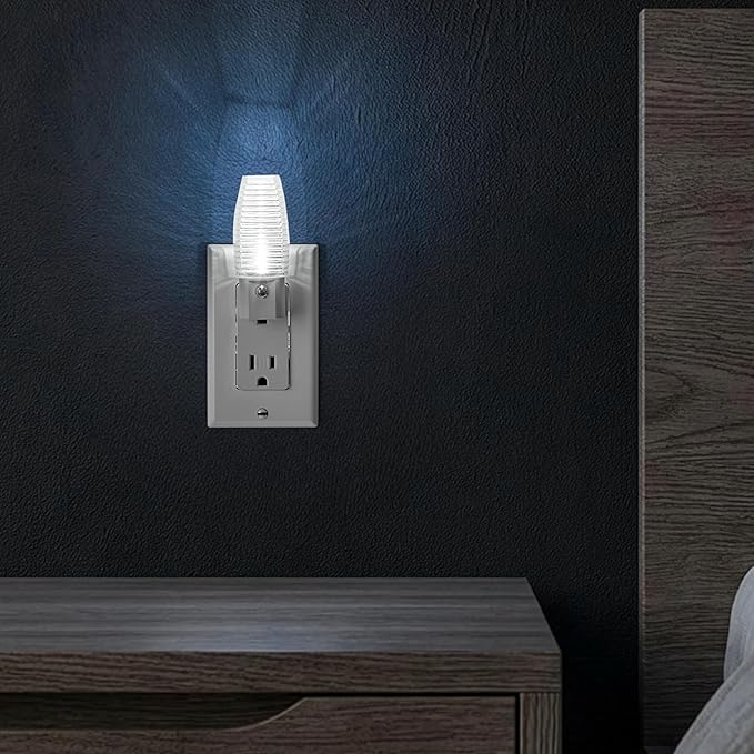 Maxxima MLN-16 LED Plug in Night Light - Features Auto Dusk to Dawn Sensor 5000K Daylight, 5 Lumens, Ideal for Bedroom, Bathroom, Hallway, and Senior Living Use - 4 Pack
