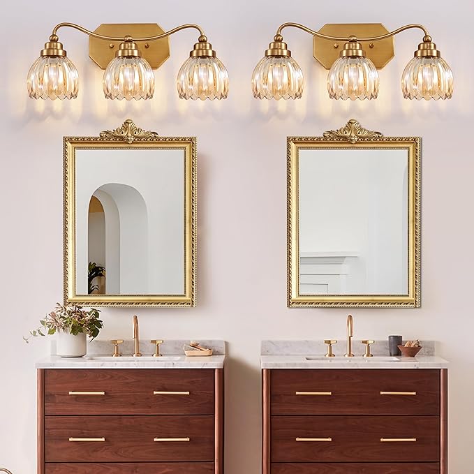 Vintage Bathroom Light Fixtures, 3 Light Gold Bathroom Vanity Light, Matte Antique Brass Finish with Amber Crystal Glass Shade, Wall Sconces Lighting for Bedroom, Living Room（Amber-colored Glass）