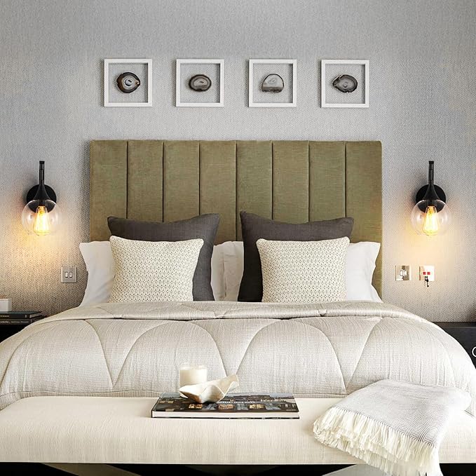 Black Wall Sconce Light, Modern Vanity Light Fixtures with 4.9 Inches Clear Glass Shade, Farmhouse Wall Lights for Living Room, Bedroom, Hallway